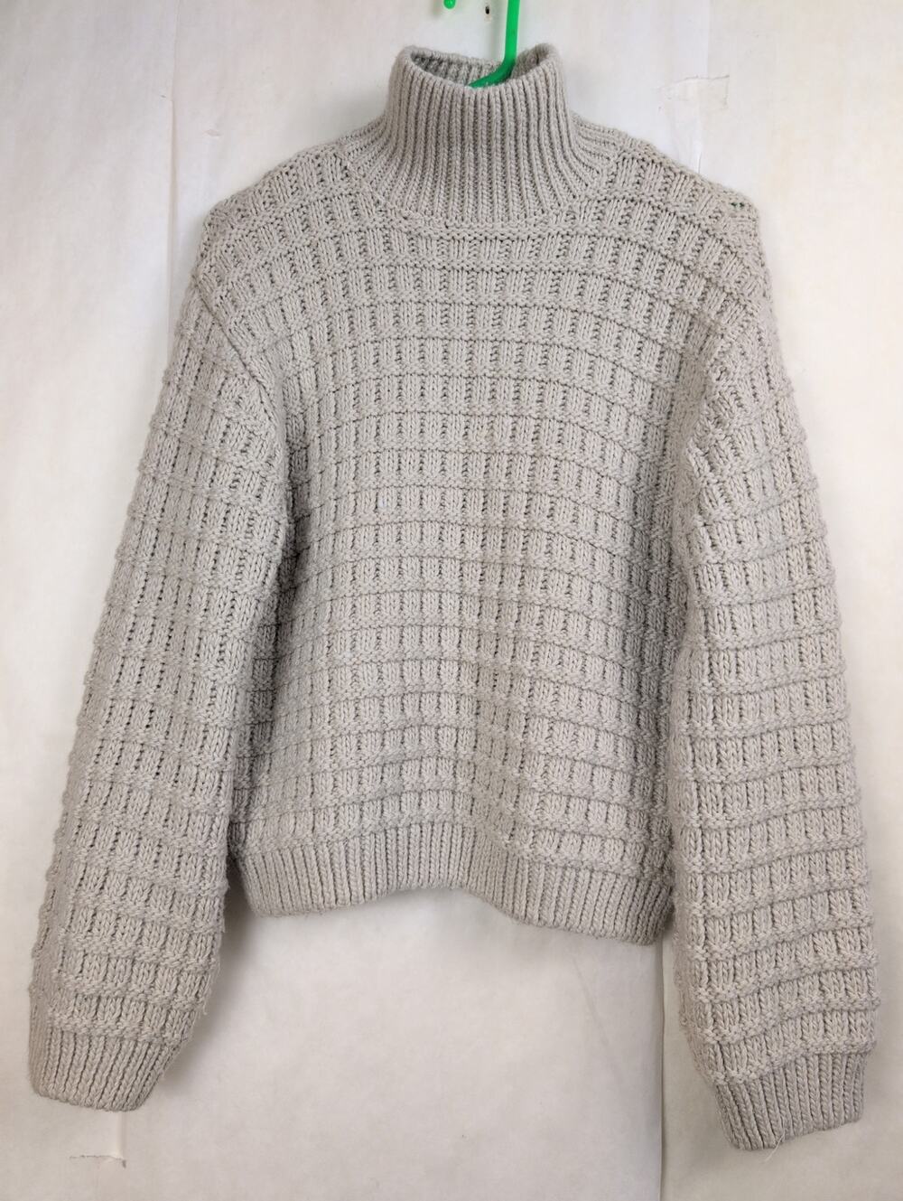 H&M tan basket weave chunky turtleneck sweater Size S Minimal Cabin Fisherman